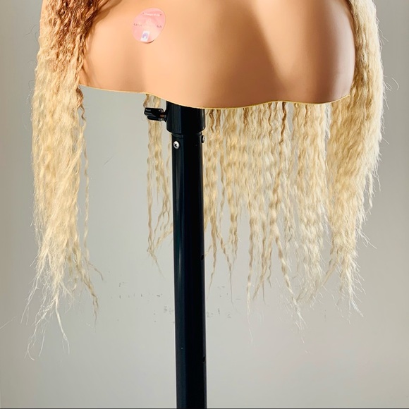 Long “Put On & Go” Wavy Twist Style Ombre Toffee Blonde Color Synthetic Wig 🙌 - Picture 5 of 12
